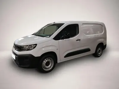 Neu Opel Combo 131 PS (96 kW) 2026 Manufacturer Van / Kleinbus