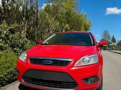 gebraucht Ford Focus Style+ 1.8L Colorado Rot