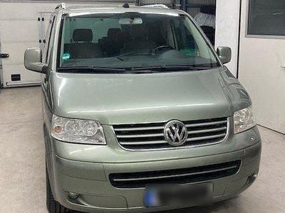 Usata VW T5 174 CV (127 kW) 2007 Verde Furgone