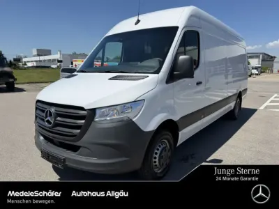 Gebraucht Mercedes Sprinter 170 PS (125 kW) 2022 Arktikweiß Van