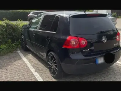 Gebraucht VW Golf VI 140 PS (102 kW) 2009 Schwarz Kleinwagen