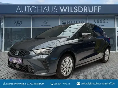 Neu Seat Ibiza FR 116 PS (85 kW) 2026 Grau Kleinwagen