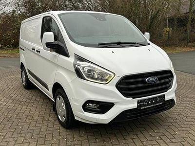 Begagnad Ford Transit Custom 105 HK (77 kW) 2022 Vit Minibuss