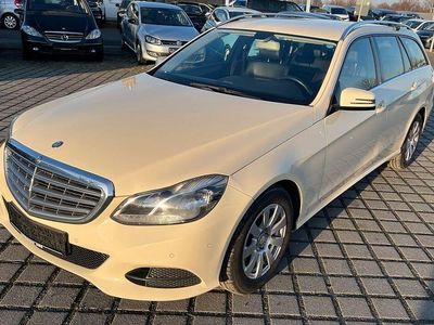 Gebraucht Mercedes E200 136 PS (100 kW) 2016 Beige Limousine