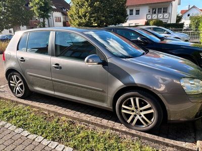 VW Golf V