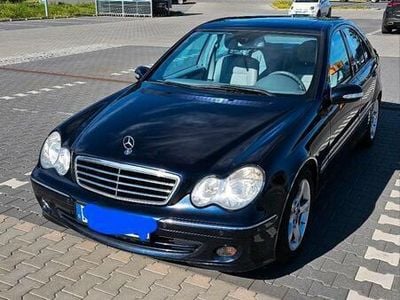 Mercedes C180