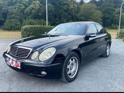 Mercedes E220