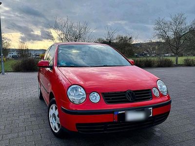 Gebraucht VW Polo 75 PS (55 kW) 2002 Rot Kleinwagen