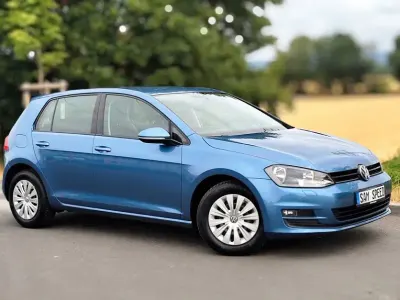 Gebraucht VW Golf VII Trendline 86 PS (63 kW) 2013 Blau Limousine