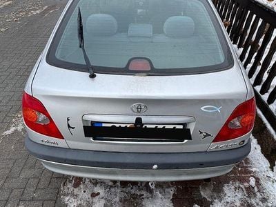 Silber Gebraucht 1998 Toyota Avensis T2 Kleinwagen | 2.250 € (Superpreis)