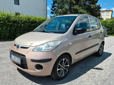 Gebraucht Hyundai i10 67 PS (49 kW) 2009 Gold Kleinwagen