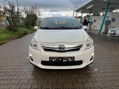 Gebraucht Toyota Auris 99 PS (72 kW) 2010 Weiß Kleinwagen