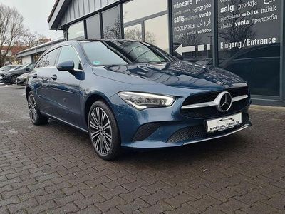 Blau Gebraucht 2021 Mercedes CLA250e Shooting Brake Kombi | 22.490 € (Guter Preis)