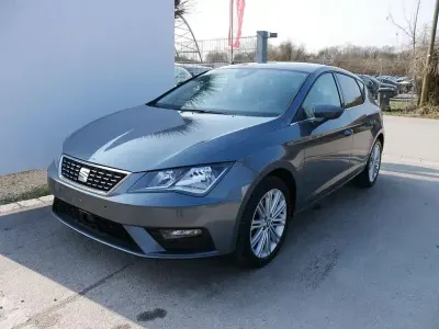 Używany Seat Leon XCELLENCE 150 KM (110 kW) 2018 Szary Sedan/Limuzyna