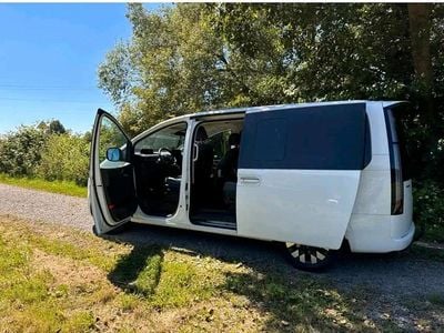 Usata Hyundai Staria Prime 177 CV (130 kW) 2023 Bianco Monovolume