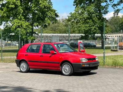 Gebraucht VW Golf III 75 PS (55 kW) 1997 Rot Kleinwagen