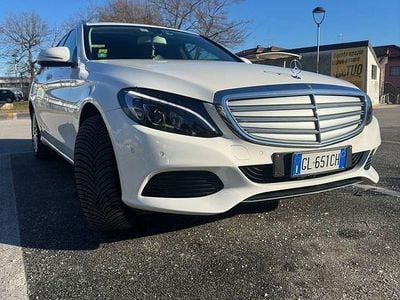 Gebraucht Mercedes C300 Exclusive 204 PS (150 kW) 2015 Weiß Limousine