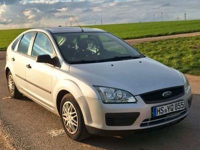 Gebraucht Ford Focus 101 PS (74 kW) 2005 Silber Limousine
