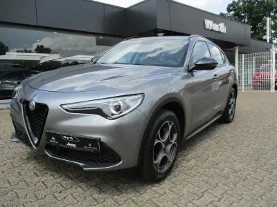 Gebraucht Alfa Romeo Stelvio Tech Edition 209 PS (153 kW) 2019 Grau SUV