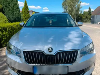 Gebraucht Skoda Superb 120 PS (88 kW) 2017 Silber Kombi