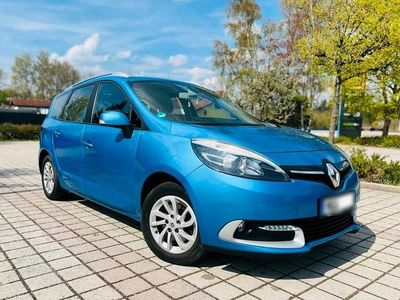 Second-hand Renault Grand Scénic III 110 CP (80 kW) 2014 Albastru Monovolum