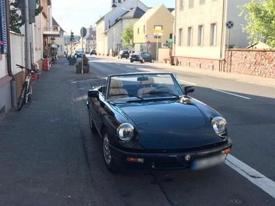 Gebraucht Alfa Romeo Spider 120 PS (88 kW) 1990 Schwarz Cabrio