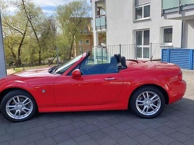 Second-hand Mazda MX5 Center-Line 126 CP (92 kW) 2009 Roșu Cabrio