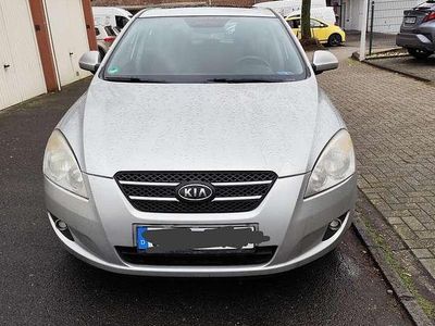 Gebraucht Kia Ceed LX 116 PS (85 kW) 2006 Silber Kleinwagen