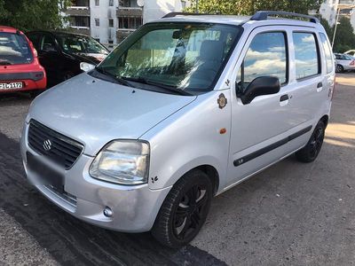 Suzuki Wagon R+