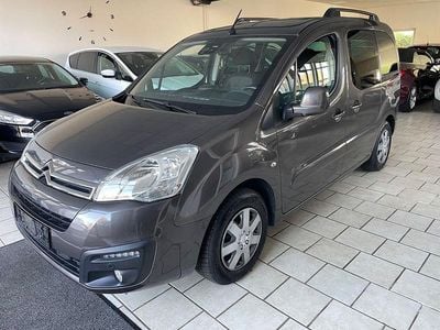 Gebraucht Citroën Berlingo Shine 120 PS (88 kW) 2018 Braun Van / Kleinbus