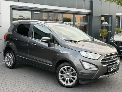 Usado Ford Ecosport Titanium 125 CV (91 kW) 2018 Gris SUV