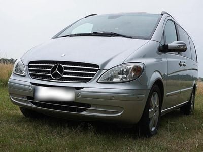 Usata Mercedes Viano 204 CV (150 kW) 2008 Argento Monovolume