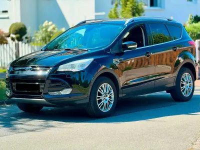 Gebraucht Ford Kuga Titanium 163 PS (119 kW) 2013 Schwarz SUV