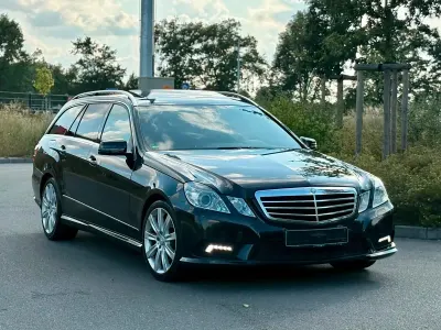 Gebraucht Mercedes E350 AMG 265 PS (194 kW) 2010 Schwarz Kombi