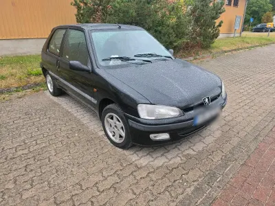 Gebraucht Peugeot 106 75 PS (55 kW) 1997 Schwarz Kleinwagen