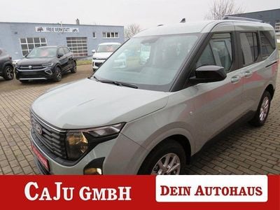 Neu Ford Tourneo Courier Titanium 125 PS (91 kW) 2026 Grau Van / Kleinbus