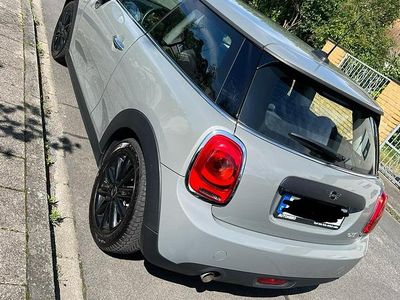 Usata Mini ONE 75 CV (55 kW) 2019 Grigio Utilitaria