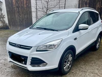 Gebraucht Ford Kuga 140 PS (102 kW) 2014 Weiß SUV