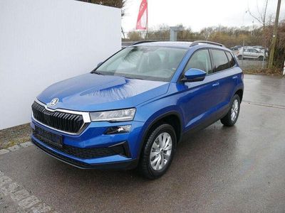 Neu Skoda Karoq 150 PS (110 kW) 2025 Blau SUV