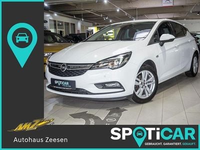 Usata Opel Astra Active 105 CV (77 kW) 2016 Bianco Berlina