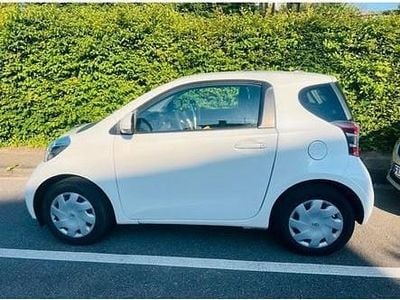 Toyota iQ