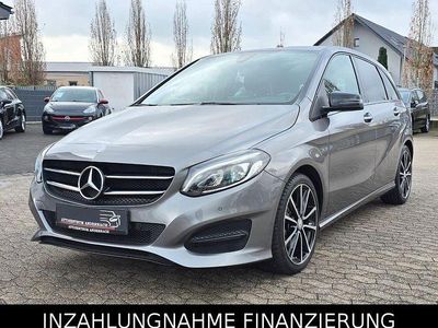 Gebraucht Mercedes B180 122 PS (89 kW) 2015 Grau Van / Kleinbus