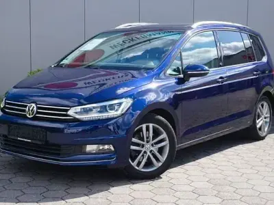 Gebraucht VW Touran Comfortline 150 PS (110 kW) 2017 Blau Van / Kleinbus