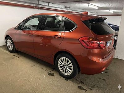 Orange Gebraucht 2020 BMW 220 Advantage Van / Kleinbus | 23.900 € (Etwas zu teuer)