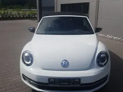 Gebraucht VW Beetle 105 PS (77 kW) 2015 Weiß Kleinwagen