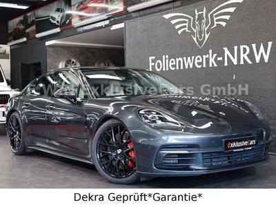 Porsche Panamera 4