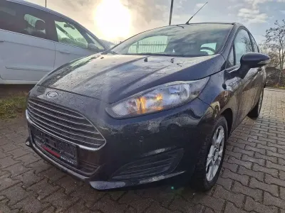 Gebraucht Ford Fiesta SYNC Edition 60 PS (44 kW) 2014 Pantherschwarz metallic Kleinwagen