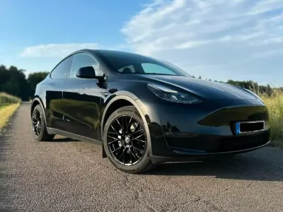 Gebraucht Tesla Model Y Long Range AWD 378 kW (514 PS) 2022 Schwarz SUV