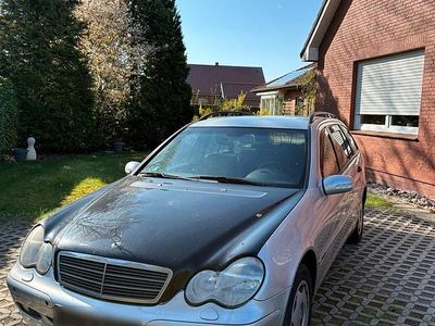 Usata Mercedes C180 143 CV (105 kW) 2003 Argento Station wagon
