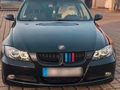 Gebraucht BMW 318 143 PS (105 kW) 2008 Schwarz Limousine